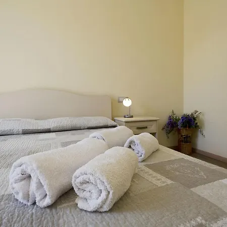 Elegante Al Centro Storico Apartman Torri del Benaco